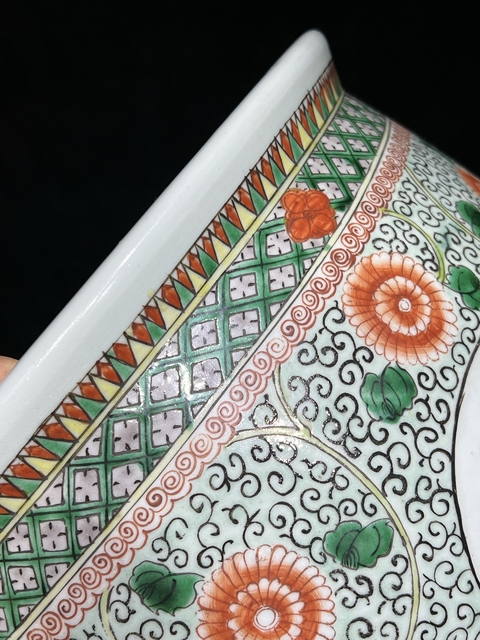 古玩陶瓷花鳥紋五彩缸真品鑒賞圖