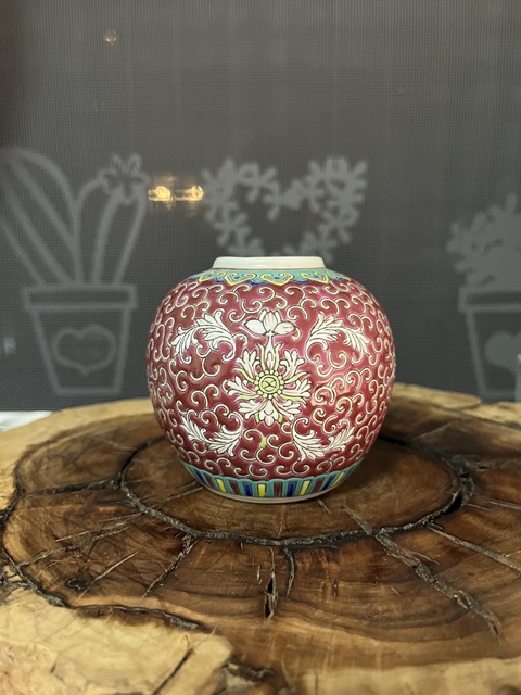 古玩陶瓷胭脂紅粉彩花卉紋罐拍賣，當前價格288元