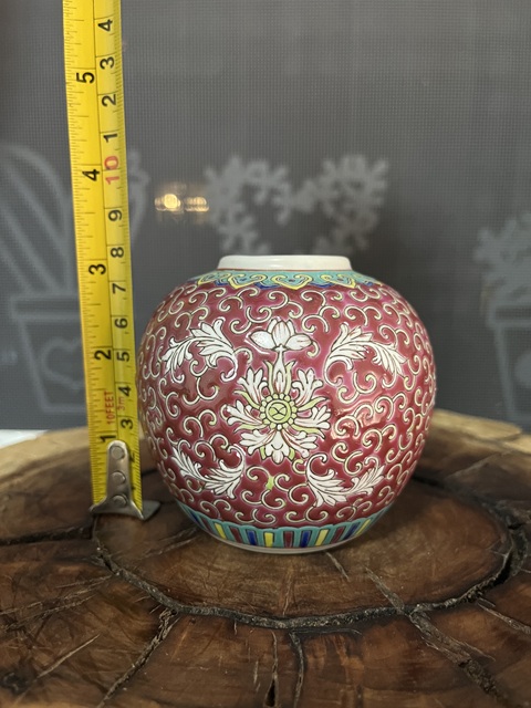 古玩陶瓷胭脂紅粉彩花卉紋罐拍賣，當前價格288元