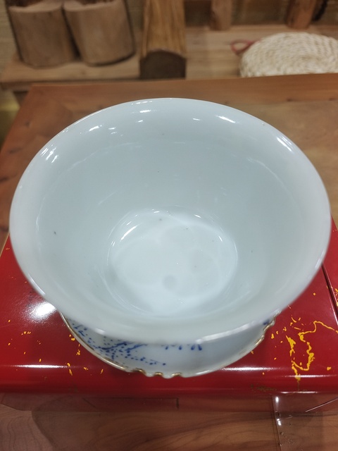 古玩陶瓷民國 藍料彩竹紋蓋碗真品鑒賞圖