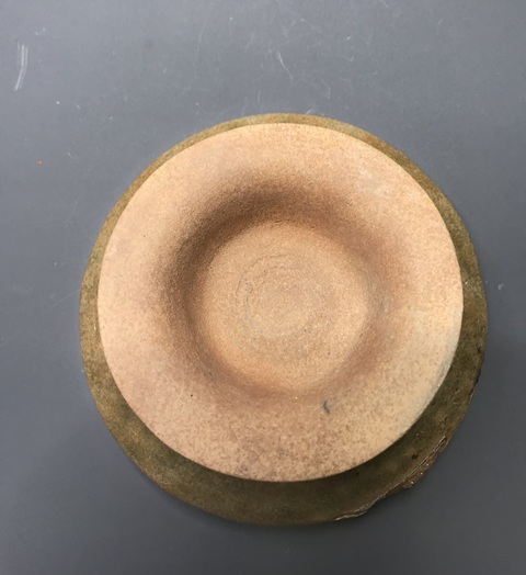 古玩陶瓷南朝至隋洪州窯花卉紋高足盤拍賣,當前價格12000元