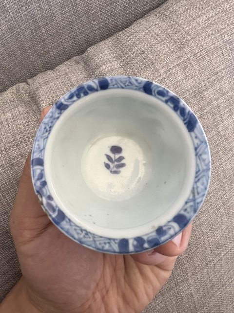 古玩陶瓷青花杯真品鑒賞圖