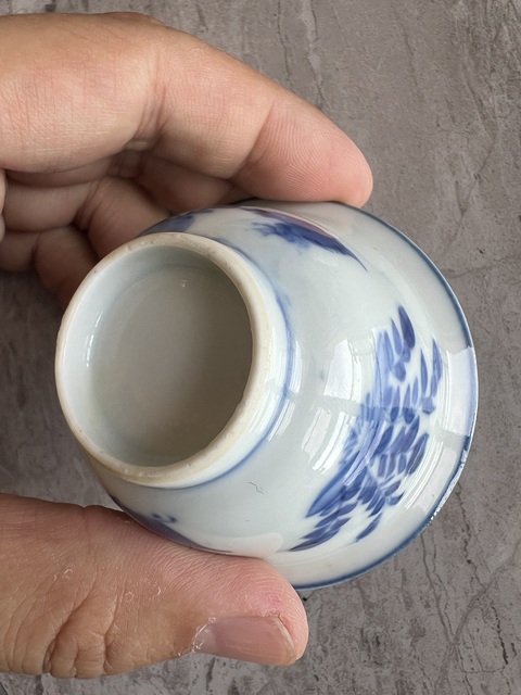 古玩陶瓷青花杯真品鑒賞圖