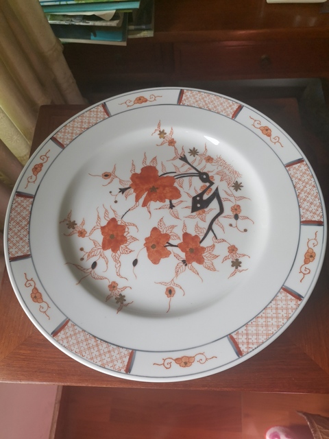 古玩陶瓷彩繪花卉紋盤真品鑒賞圖