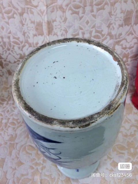 古玩陶瓷豆青釉青花鳳凰牡丹紋瓶真品鑒賞圖