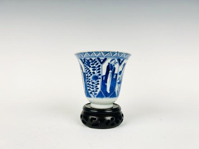 古玩陶瓷清光緒·青花人物故事鈴鐺杯真品鑒賞圖