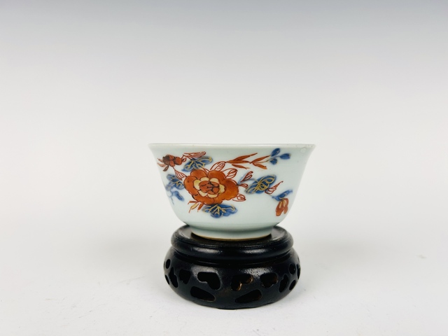 古玩陶瓷清康熙·礬紅描金青花花鳥杯碟真品鑒賞圖