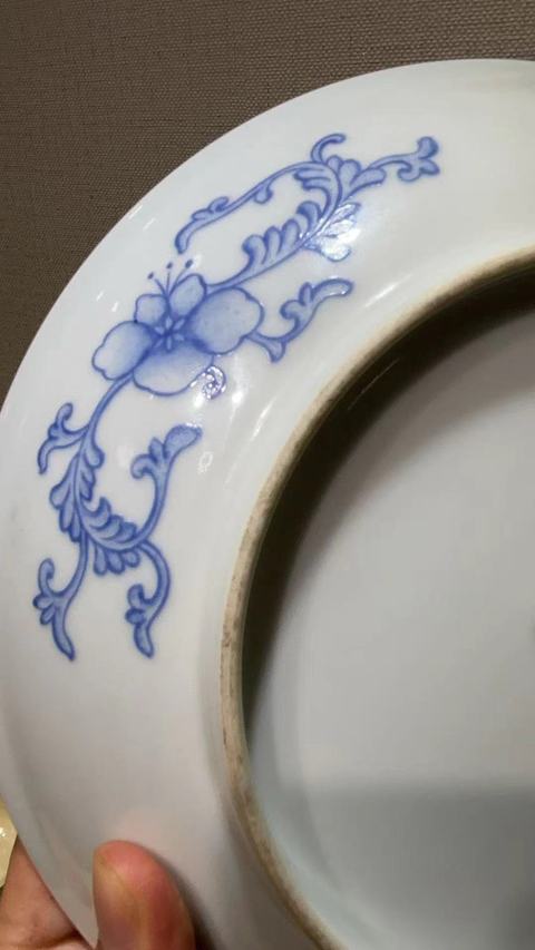古玩陶瓷琺瑯彩飛鳴宿食紋盤真品鑒賞圖