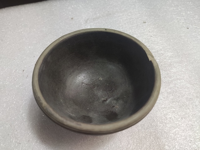 古玩陶瓷褐釉茶碗真品鑒賞圖