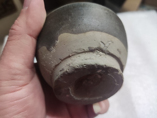 古玩陶瓷褐釉茶碗真品鑒賞圖