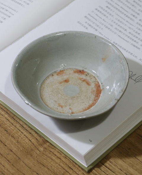 古玩陶瓷龍泉粉青釉撇口碗拍賣，當前價格420元