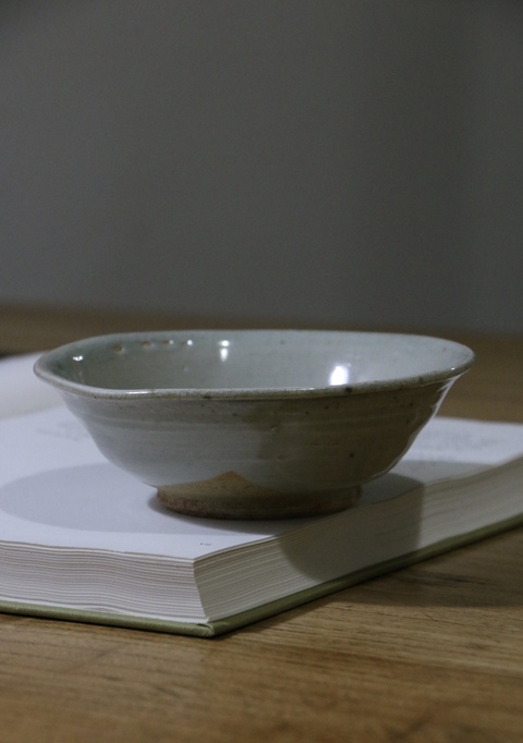 古玩陶瓷龍泉粉青釉撇口碗拍賣，當前價格420元