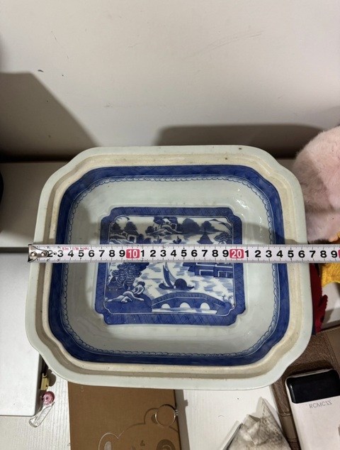 古玩陶瓷青花山水人物紋盤真品鑒賞圖