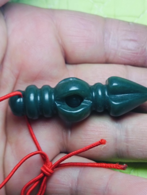 古玩玉器廣義和田碧綠玉金剛杵拍賣,當(dāng)前價格58元