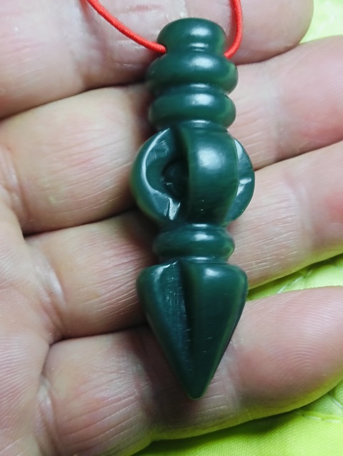古玩玉器廣義和田碧綠玉金剛杵拍賣,當(dāng)前價格58元