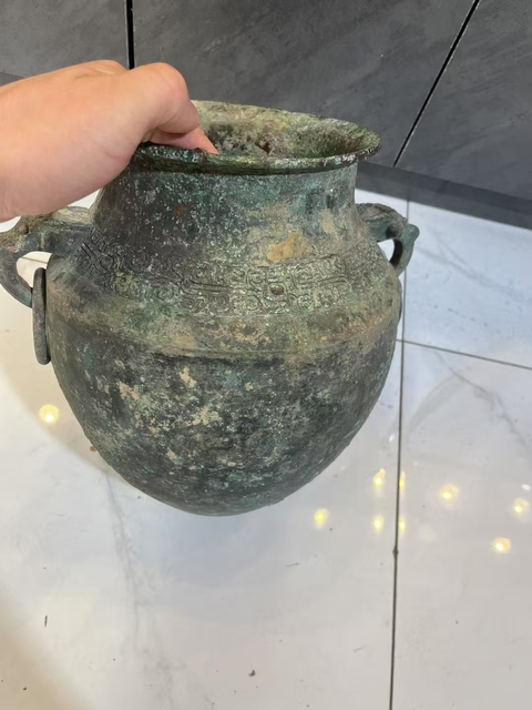 古玩銅器獸目交連紋銅罐真品鑒賞圖