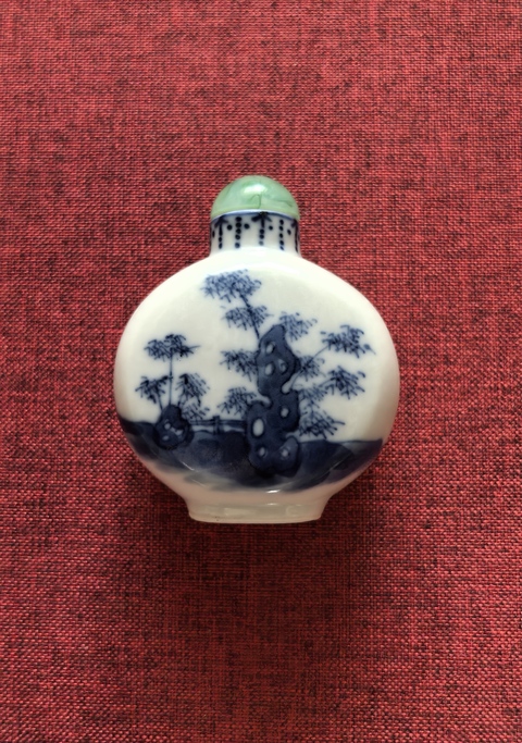 古玩陶瓷清晚期青花柳下雙駿鼻煙壺拍賣,當前價格4888元