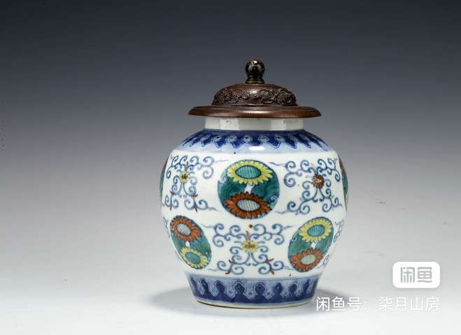 古玩陶瓷斗彩蓋罐真品鑒賞圖
