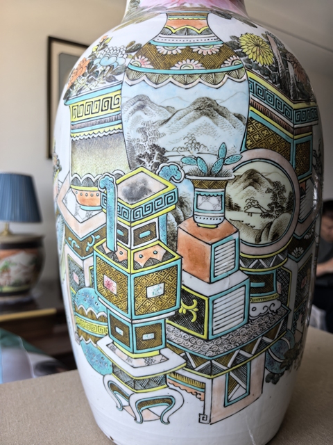 古玩陶瓷博古圖撇口瓶真品鑒賞圖
