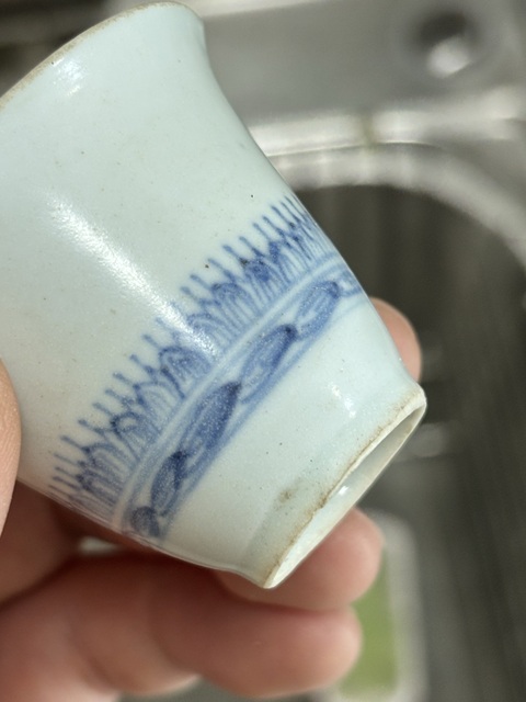 古玩陶瓷青花仰蓮紋紋杯真品鑒賞圖
