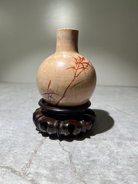 古玩陶瓷日本明治京燒哥釉瓶真品鑒賞圖