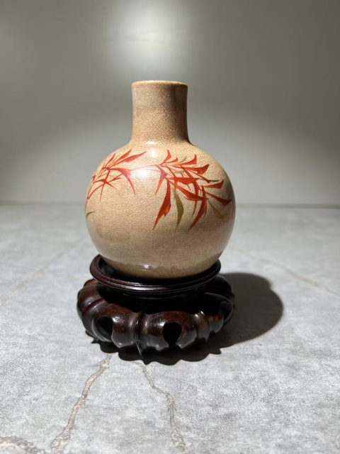 古玩陶瓷日本明治京燒哥釉瓶真品鑒賞圖