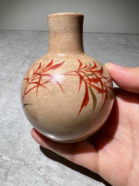 古玩陶瓷日本明治京燒哥釉瓶真品鑒賞圖