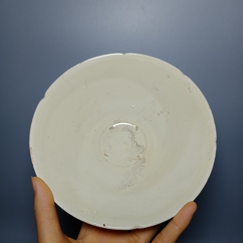 古玩陶瓷宋金,葵口大碗拍賣,當前價格4500元