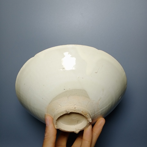 古玩陶瓷宋金,葵口大碗拍賣,當前價格4500元