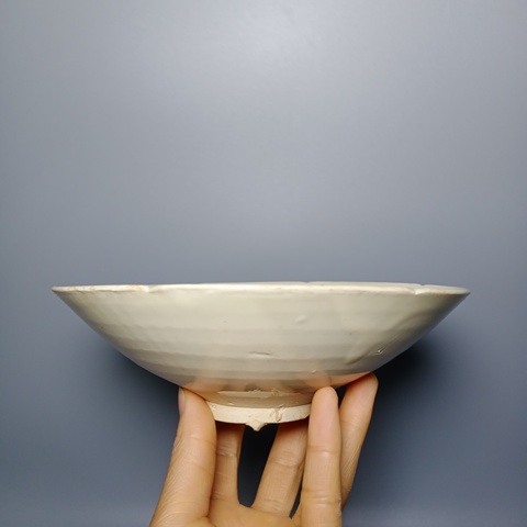 古玩陶瓷宋金,葵口大碗拍賣,當前價格4500元