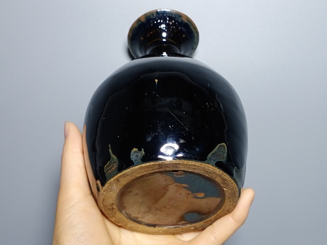 古玩陶瓷盤口瓶真品鑒賞圖