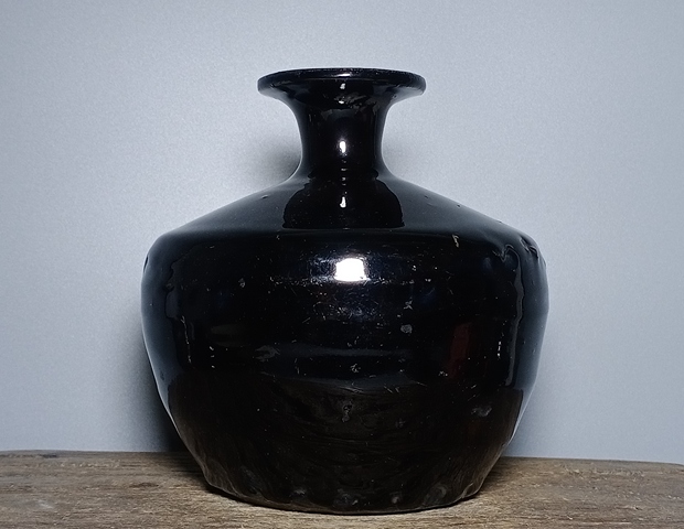 古玩陶瓷瓶真品鑒賞圖