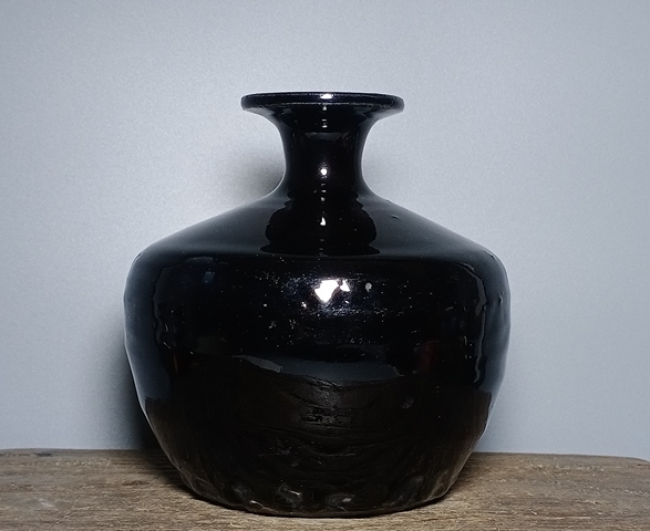 古玩陶瓷瓶真品鑒賞圖