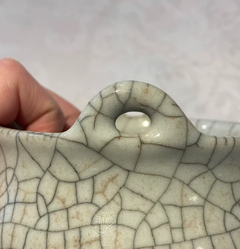 古玩陶瓷哥窯香爐真品鑒賞圖