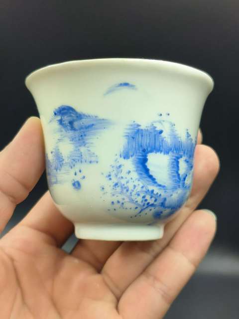古玩陶瓷料彩山水人物杯真品鑒賞圖