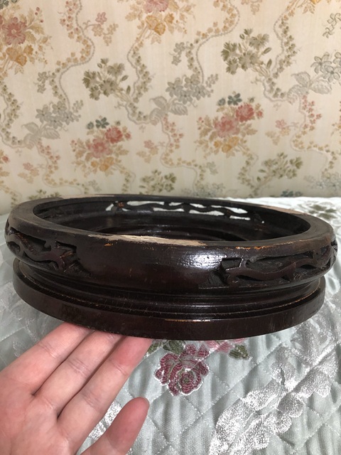 古玩雜項(xiàng)150件超大鏤空雕花木座底座拍賣(mài)，當(dāng)前價(jià)格99元