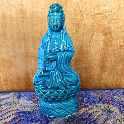 古玩陶瓷民國至解放孔雀藍釉觀音坐像真品鑒賞圖