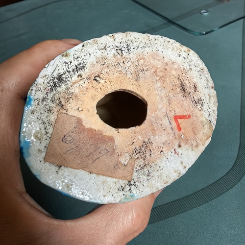 古玩陶瓷民國至解放孔雀藍釉觀音坐像真品鑒賞圖