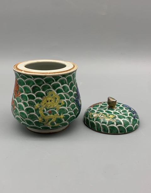 古玩陶瓷民國(guó)龍紋蓋盅真品鑒賞圖