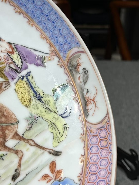 古玩陶瓷粉彩盤真品鑒賞圖