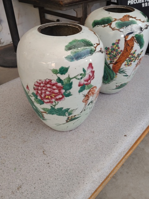 古玩陶瓷粉彩松鶴紋冬瓜罐畫功一流精品拍賣，當(dāng)前價格3888元