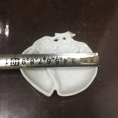 古玩陶瓷清代.德化白瓷桃形筆添拍賣，當(dāng)前價(jià)格0元