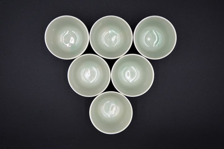 古玩陶瓷豆青釉玉字底杯拍賣，當前價格420元