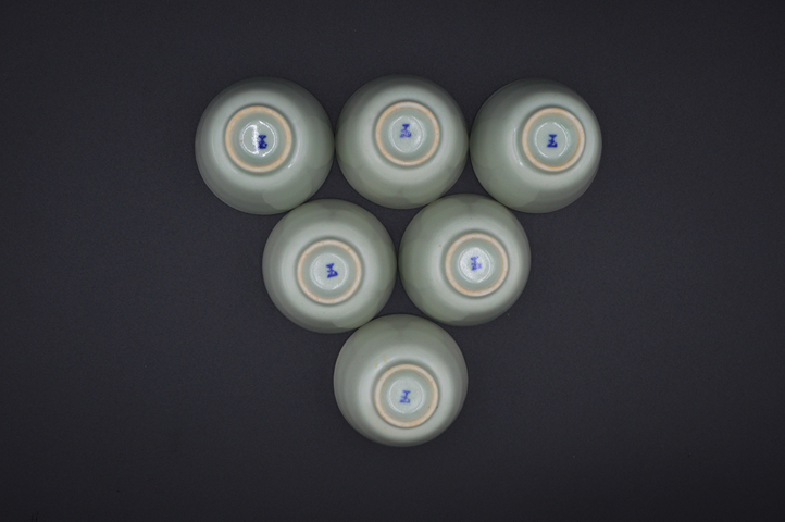 古玩陶瓷豆青釉玉字底杯拍賣，當前價格420元