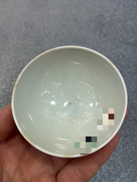 古玩陶瓷霽紅釉茶碗真品鑒賞圖
