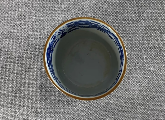 古玩陶瓷青花山水紋缸杯真品鑒賞圖