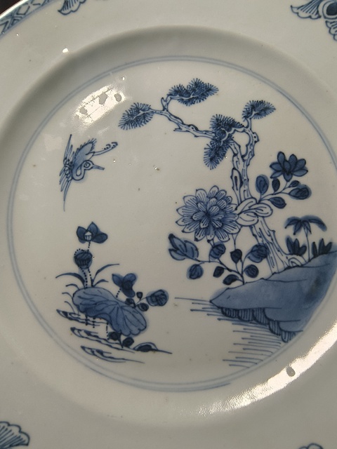 古玩陶瓷花鳥紋盤真品鑒賞圖