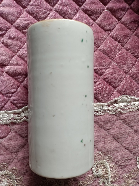 古玩陶瓷粉彩博古圖筆筒真品鑒賞圖
