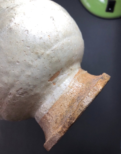 古玩陶瓷青白釉模印龍紋雙耳瓶真品鑒賞圖