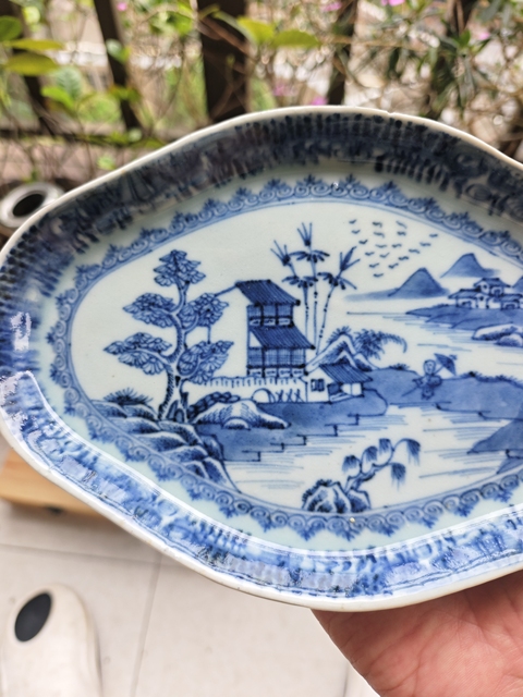古玩陶瓷乾隆青花海棠型茶盤拍賣,當前價格550元